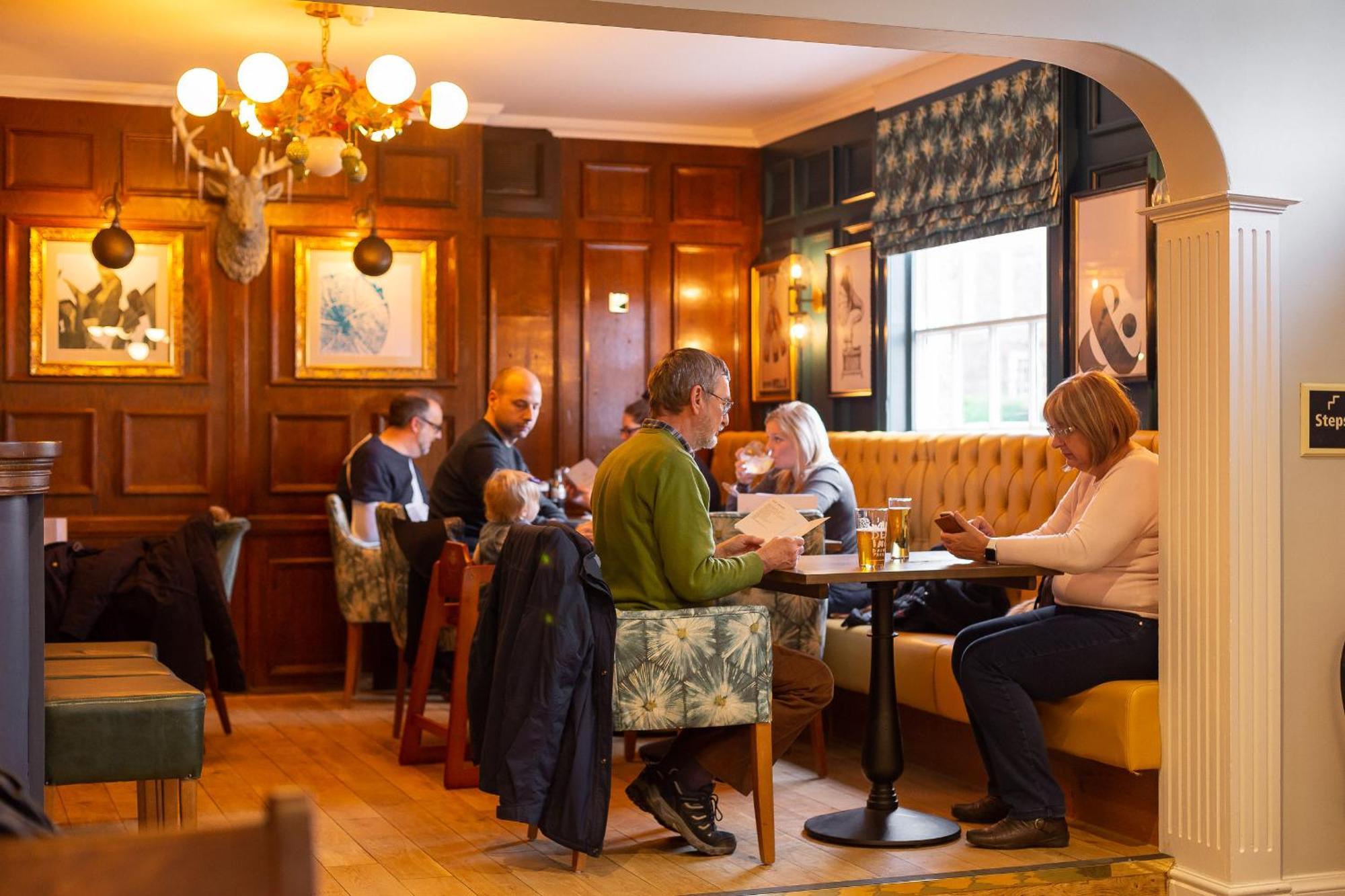 The Eaton Oak Hotel